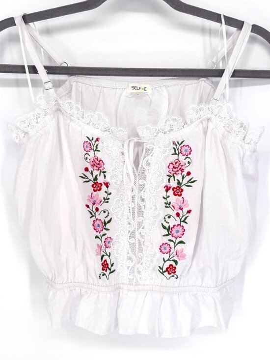 Self E Tops - Self‎ E Floral Embroidery Lace Trim Adjustable Strap Camisole Women's L (NWOT)